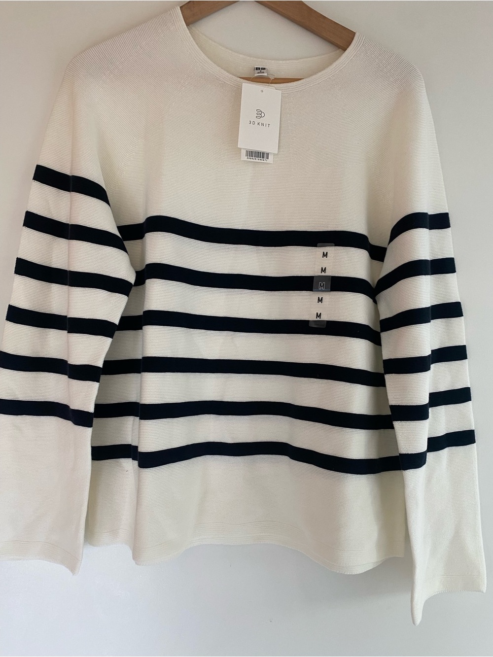 Uniqlo Striped Crewneck Sweater - White & Black - Picture 3 of 5